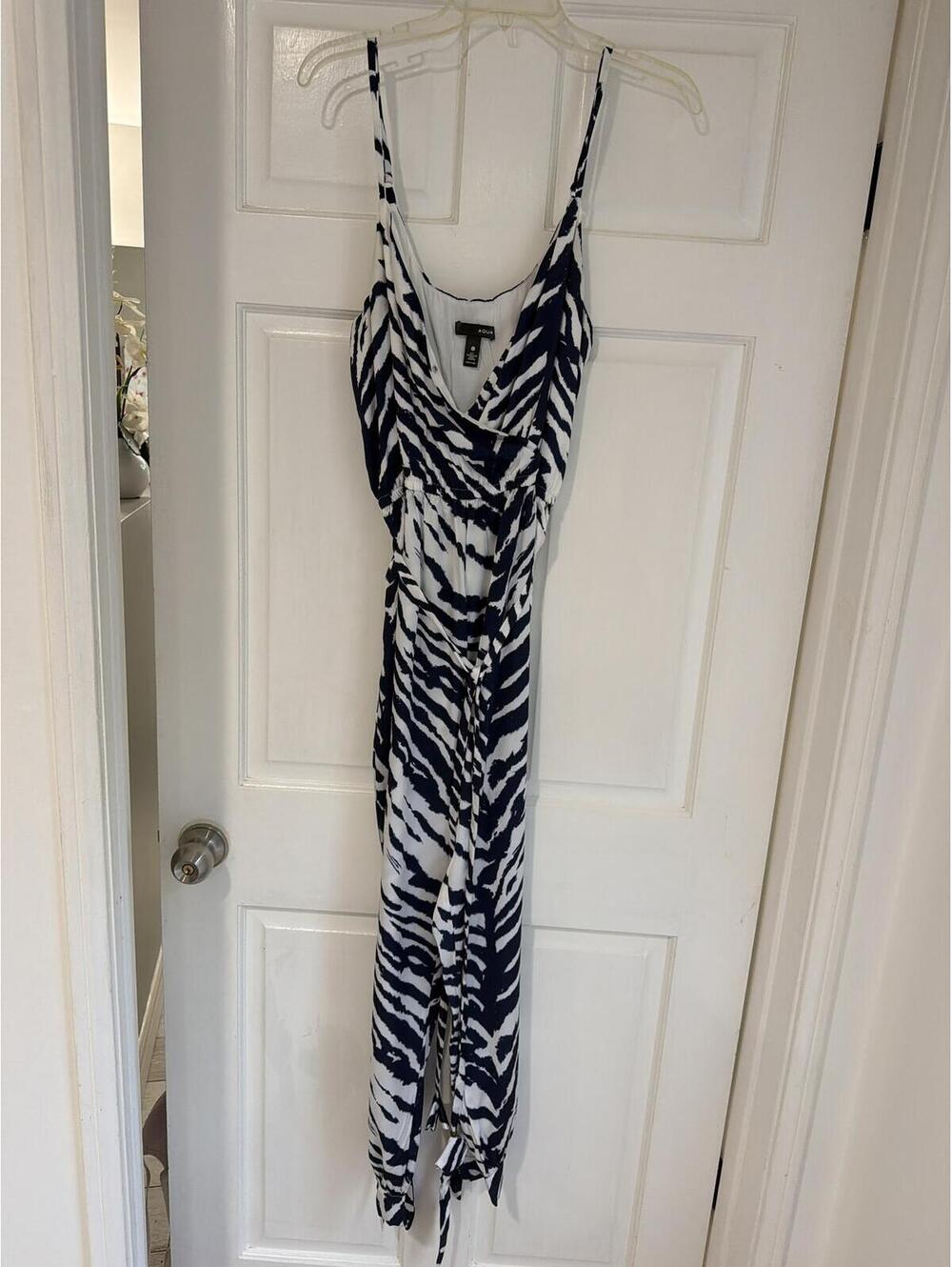 AQUA Navy and White Zebra Print Spaghetti Strap Wrap Maxi Dress Size L NWOT